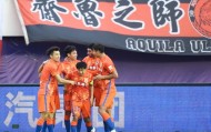 极速赛车-【中超综述】上海双雄两连平泰山领跑 京粤取连胜